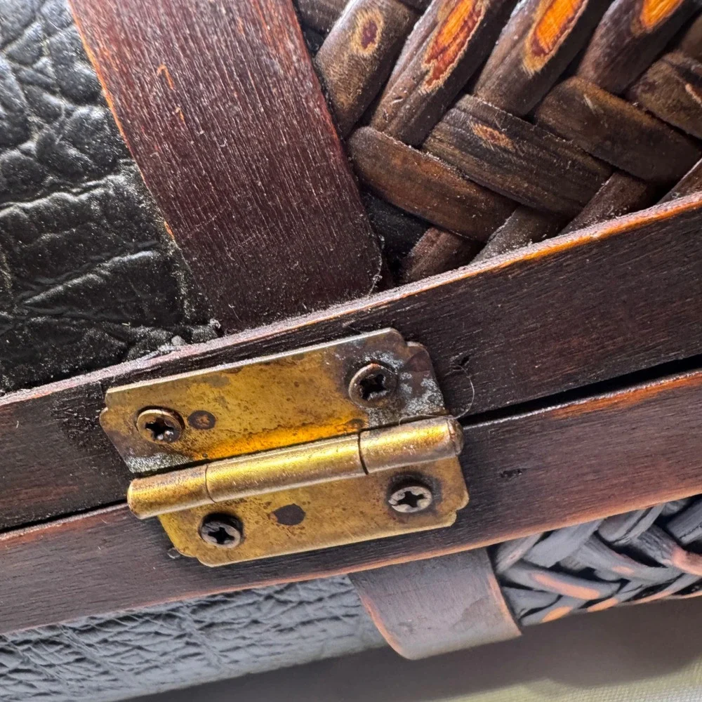 Vintage Woven Bamboo Leather Trunk Jewelry Box Keepsake Decorative Storage